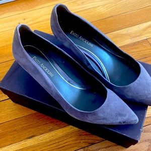 Great used condition 9 grey suede kitten heal